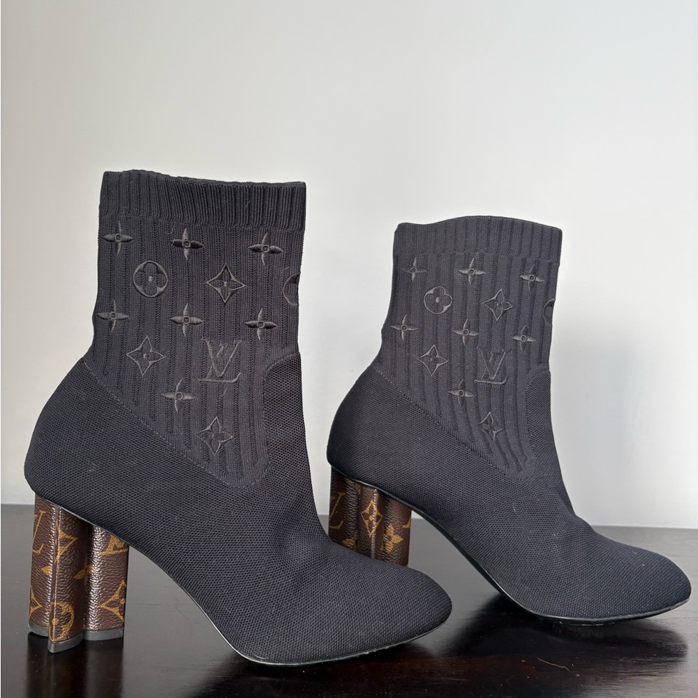 Louis Vuitton
LV Monogram Sock Boots